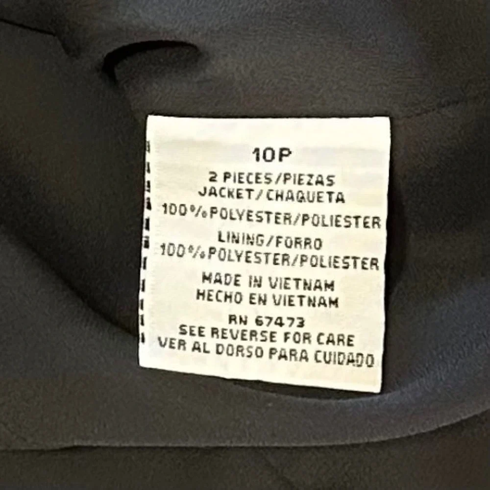 Danny & Nicole‎ 2 Piece Skirt Suit 10P Pleated Career Business Office Dressy NWT